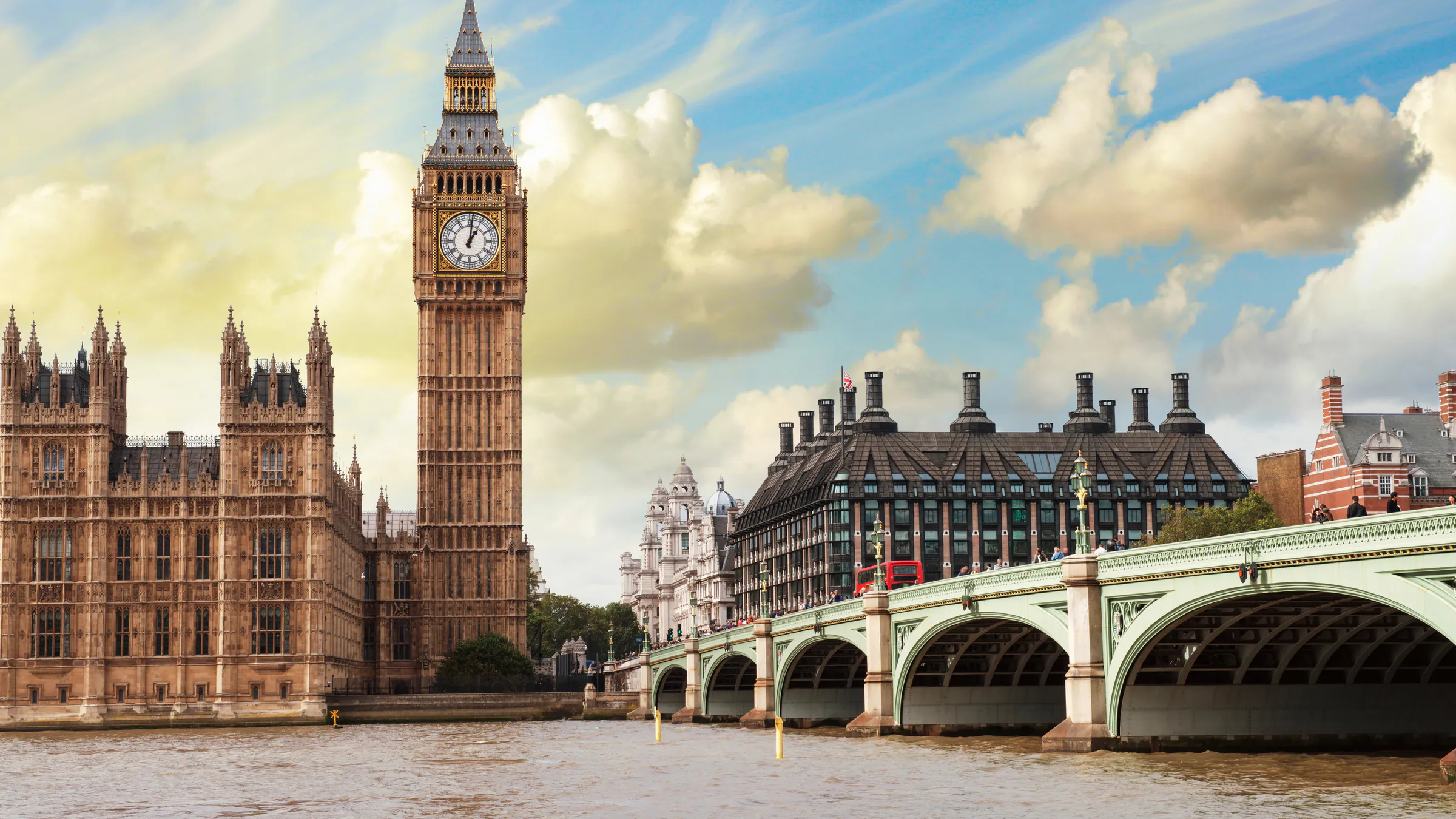 The Palace of Westminster and Big Ben on the Thames at dusk, London
